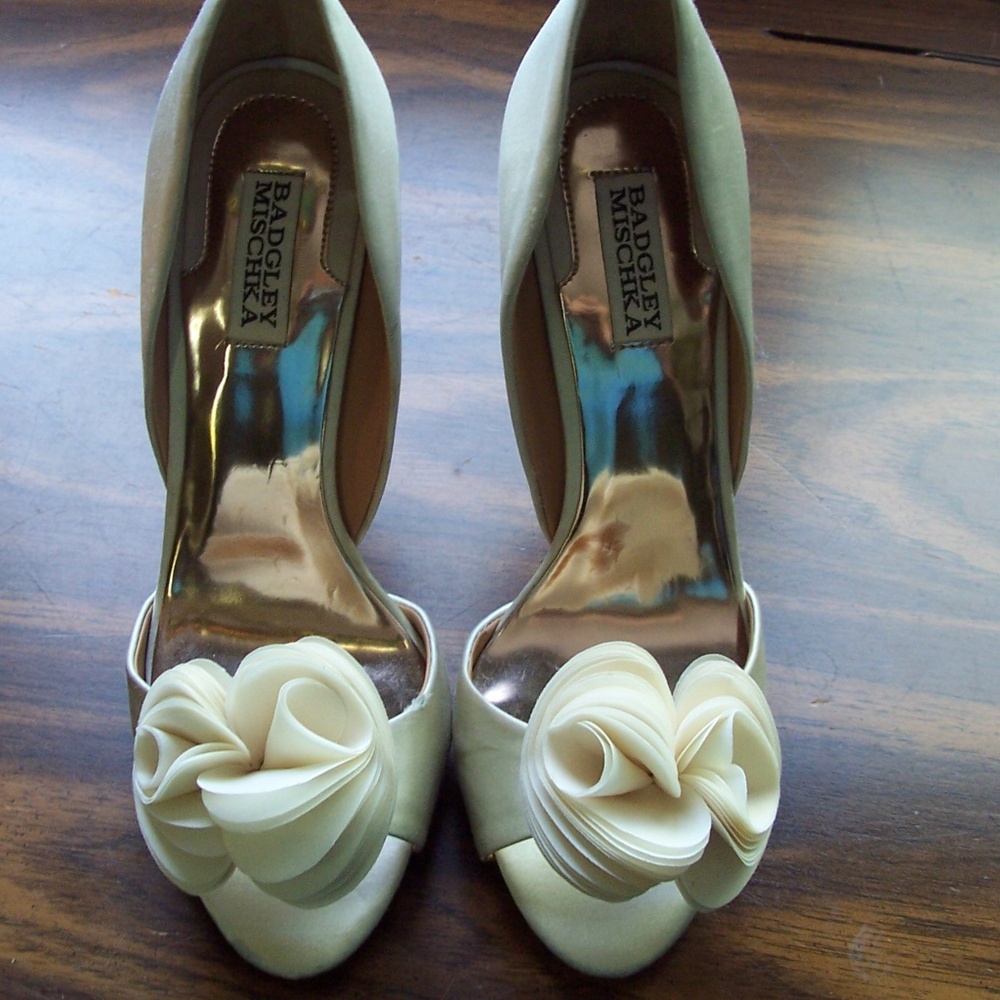 Badgley Mischa Ivory Florette Open Toe  D'Orsay style Satin Heels